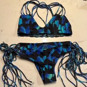 NWOT Mikoh Bikini Set